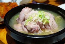 Ile kalorii ma rosół z makaronem? Ile kalorii ma rosół z makaronem?