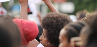 Co to znaczy w rzeczywistości?