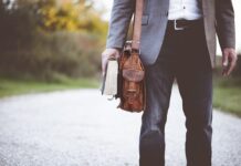 Czy nauczyciel kontraktowy musi robić mianowanie? Czy nauczyciel kontraktowy musi robić mianowanie?